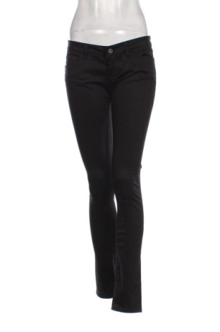 Дамски панталон Guess, Размер L, Цвят Черен, Цена 14,00 €, #136917617