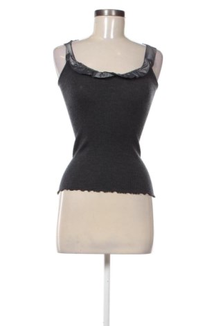 Top de femei Unbranded, Mărime XXS, Culoare Gri, Preț 68,97 Lei, #136872595