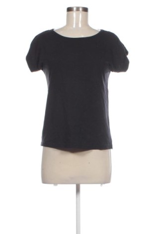 Top de femei Emoi By Emonite, Mărime M, Culoare Negru, Preț 46,99 Lei, #136953316