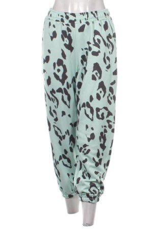 Pantaloni trening de femei Unbranded, Mărime M, Culoare Multicolor, Preț 46,92 Lei, #136910520