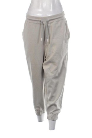 Pantaloni trening de femei Reserved, Mărime M, Culoare Bej, Preț 57,35 Lei, #136857801