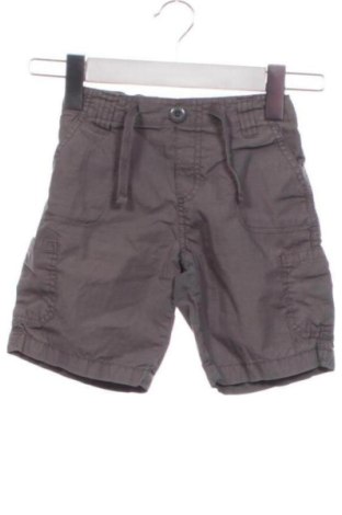 Παιδικό κοντό παντελόνι Red Herring, Μέγεθος 2-3y/ 98-104 εκ., Χρώμα Γκρί, Τιμή 5,99 €, #136752185