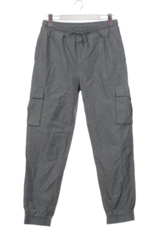Pantaloni pentru copii Air Jordan Nike, Mărime 15-18y/ 170-176 cm, Culoare Gri, Preț 83,99 Lei, #136828213