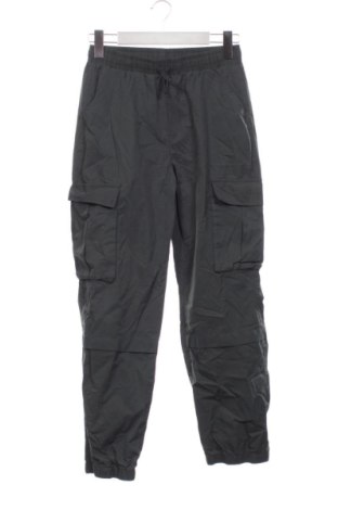 Pantaloni pentru copii Y.F.K., Mărime 11-12y/ 152-158 cm, Culoare Verde, Preț 43,99 Lei, #136831699