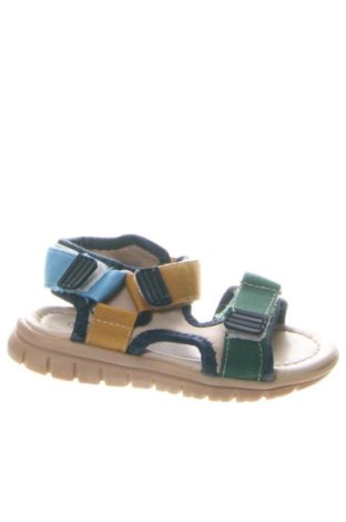 Sandale pentru copii LC Waikiki, Mărime 24, Culoare Multicolor, Preț 56,99 Lei, #136781624