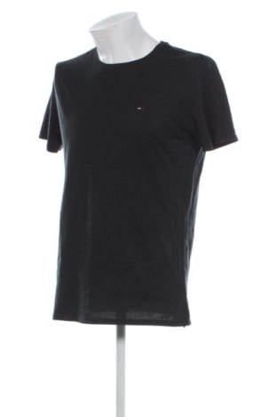 Мъжка тениска Tommy Jeans, Размер XXL, Цвят Черен, Цена 32,21 €, #136939302