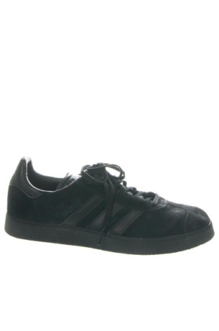 Férfi cipők
 Adidas Originals, Méret 43, Szín Fekete, Ár 35 609 Ft, #136900349