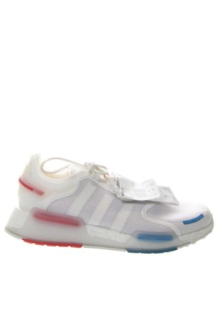 Férfi cipők
 Adidas Originals, Méret 44, Szín Fehér, Ár 44 389 Ft, #136901616