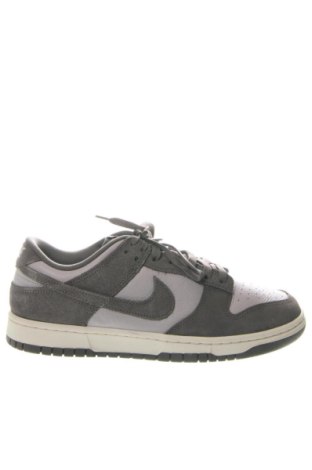 Мъжки обувки Nike, Размер 44, Цвят Многоцветен, Цена 84,36 €, #136942111