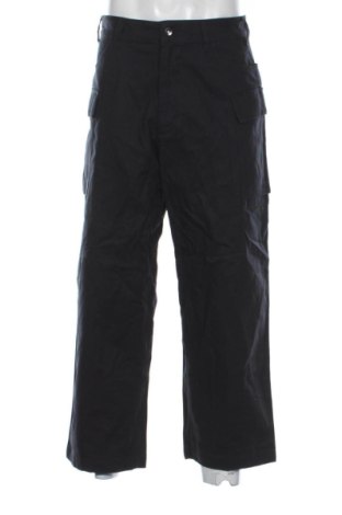 Pantaloni de bărbați Nike, Mărime L, Culoare Negru, Preț 149,99 Lei, #136876992