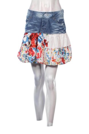 Fustă Desigual, Mărime L, Culoare Multicolor, Preț 146,00 Lei, #136877419