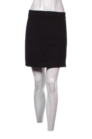 Φούστα Stradivarius, Μέγεθος M, Χρώμα Μαύρο, Τιμή 7,67 €, #136915566