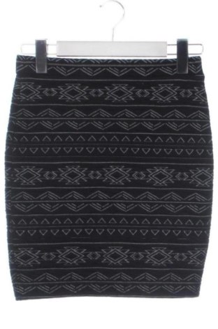 Пола Fb Sister, Размер XS, Цвят Многоцветен, Цена 9,71 €, #136914171