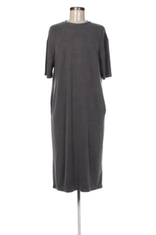 Sukienka Primark, Rozmiar L, Kolor Szary, Cena 108,14 zł, #136860507