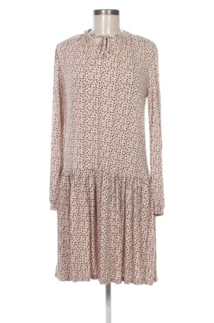 Рокля Edc By Esprit, Размер M, Цвят Многоцветен, Цена 9,40 €, #136874402