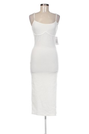 Sukienka Bershka, Rozmiar M, Kolor Biały, Cena 142,99 zł, #136882113