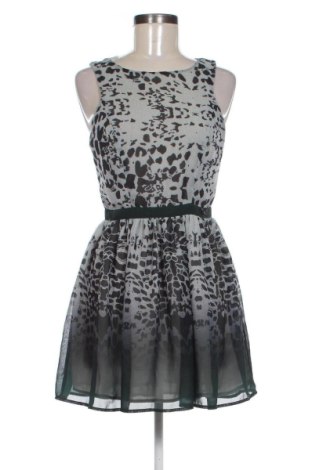 Rochie Guess, Mărime S, Culoare Multicolor, Preț 265,87 Lei, #136886253