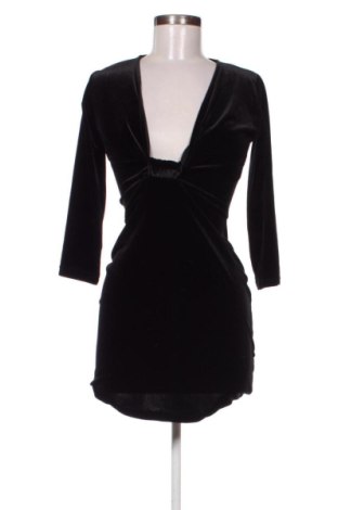 Rochie Pull&Bear, Mărime M, Culoare Negru, Preț 36,49 Lei, #136892218