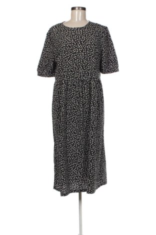 Kleid Monki, Größe M, Farbe Mehrfarbig, Preis 15,00 €, #136898873