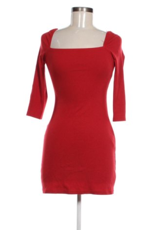 Sukienka Pull&Bear, Rozmiar S, Kolor Czerwony, Cena 30,84 zł, #136901415