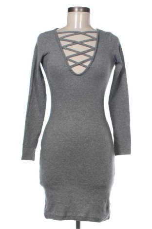 Rochie Adrom, Mărime M, Culoare Gri, Preț 52,13 Lei, #136910481