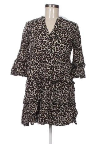 Sukienka Vero Moda, Rozmiar M, Kolor Kolorowy, Cena 58,99 zł, #136918328