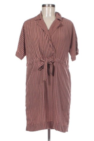 Рокля Vero Moda, Размер M, Цвят Многоцветен, Цена 13,29 €, #136931831