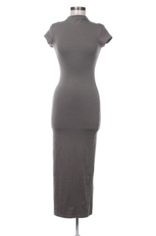 Sukienka Pull&Bear, Rozmiar M, Kolor Szary, Cena 142,99 zł, #136935981