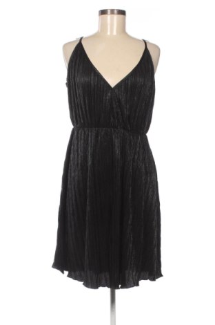 Rochie Pull&Bear, Mărime XL, Culoare Negru, Preț 49,99 Lei, #136936138