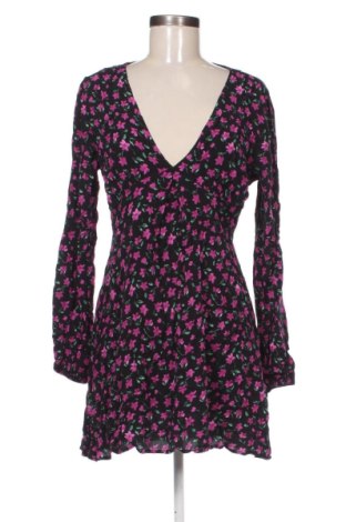 Kleid Bershka, Größe M, Farbe Mehrfarbig, Preis 11,99 €, #136939904