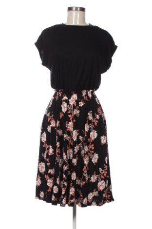 Rochie Lascana, Mărime M, Culoare Multicolor, Preț 233,99 Lei, #136944108