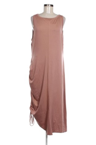 Kleid SHEIN, Größe 3XL, Farbe Aschrosa, Preis 24,99 €, #136951277