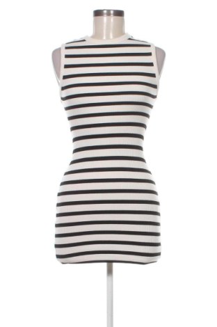 Šaty  Pull&Bear, Velikost XS, Barva Vícebarevné, Cena  249,00 Kč, #136952315
