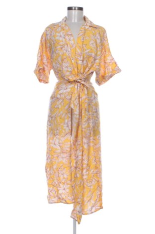 Rochie LC Waikiki, Mărime M, Culoare Multicolor, Preț 56,41 Lei, #136850374