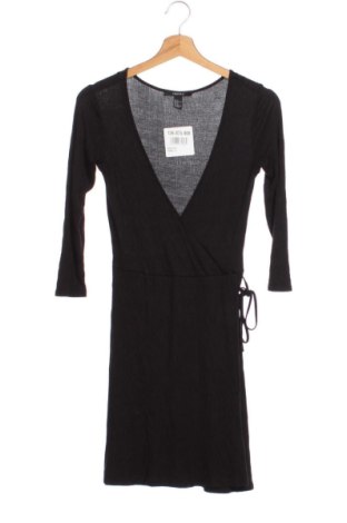 Rochie Forever 21, Mărime M, Culoare Negru, Preț 76,00 Lei, #136875808