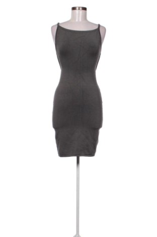 Φόρεμα Guess, Μέγεθος S, Χρώμα Γκρί, Τιμή 16,69 €, #136882785