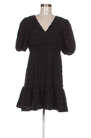 Φόρεμα Pieces, Μέγεθος M, Χρώμα Μαύρο, Τιμή 18,80 €, #136914235