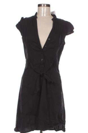 Φόρεμα H&M, Μέγεθος M, Χρώμα Μαύρο, Τιμή 18,80 €, #136916576