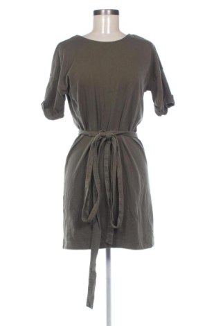 Rochie Zara, Mărime M, Culoare Verde, Preț 93,84 Lei, #136932185
