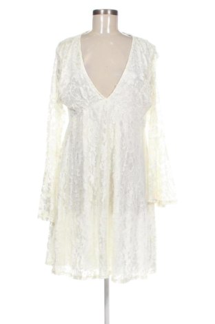 Φόρεμα Boohoo, Μέγεθος XXL, Χρώμα Εκρού, Τιμή 16,99 €, #136944897