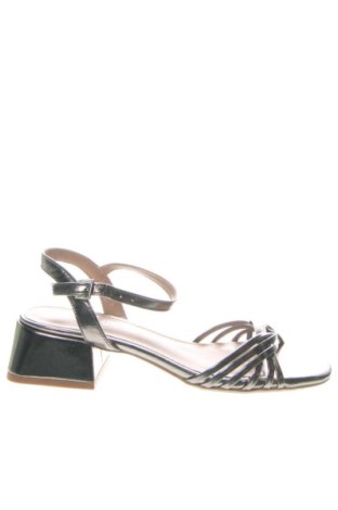 Sandalen About You, Größe 36, Farbe Silber, Preis € 31,99, #136863102