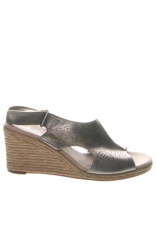 Szandálok Clarks, Méret 38, Szín Bézs, Ár 22 209 Ft, #136786803