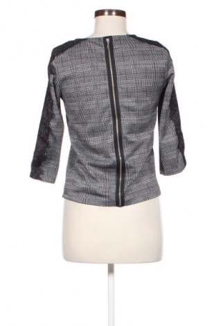 Dámská halenka Orsay, Velikost S, Barva Šedá, Cena  119,00 Kč