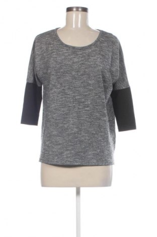 Dámska blúza Pull&Bear, Veľkosť S, Farba Viacfarebná, Cena  1,95 €