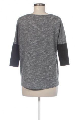 Dámska blúza Pull&Bear, Veľkosť S, Farba Viacfarebná, Cena  1,95 €
