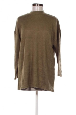 Дамска блуза Stradivarius, Размер M, Цвят Зелен, Цена 2,04 €