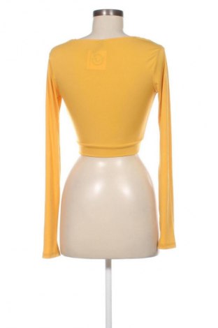 Damen Shirt Stradivarius, Größe M, Farbe Gelb, Preis € 2,99