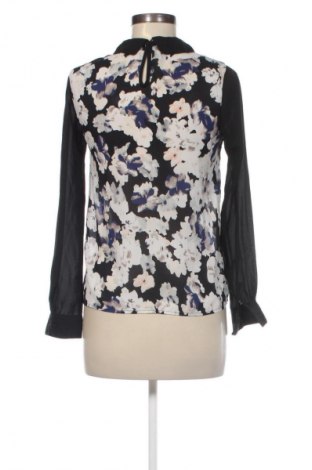 Дамска блуза Unbranded, Размер M, Цвят Многоцветен, Цена 2,04 €