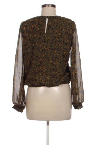 Bluzka damska Vero Moda, Rozmiar M, Kolor Kolorowy, Cena 6,99 zł