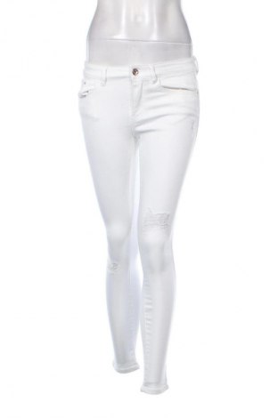 Γυναικείο Τζίν ONLY, Μέγεθος S, Χρώμα Λευκό, Τιμή 6,99 €